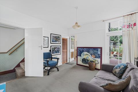 23 Addiscombe Court Road, Croydon, CR0 6TT