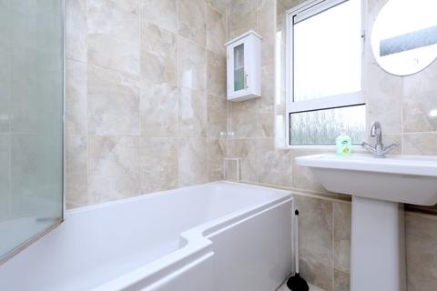 3 bedroom flat to rent, Liverpool Road, Angel