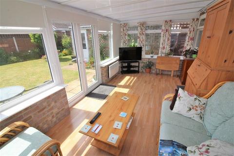 2 bedroom detached bungalow for sale, Ladbrooke Road, Clacton on Sea