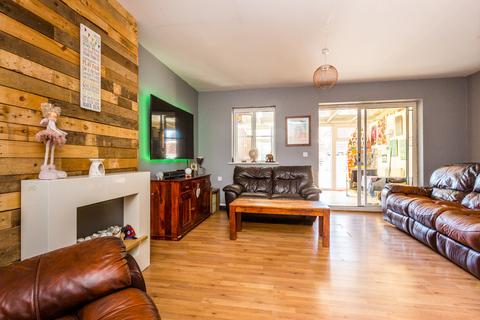 100c Irchester Road, Rushden, NN10 9XQ