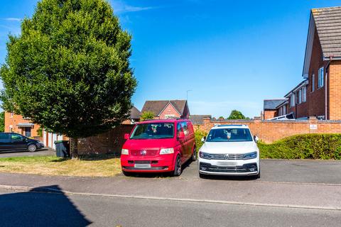 100c Irchester Road, Rushden, NN10 9XQ