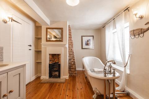 undefined, Burnham Market