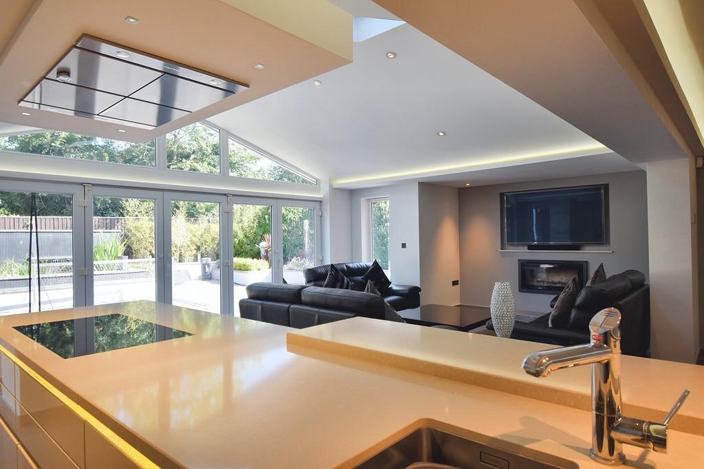Fitted kitchen/living room