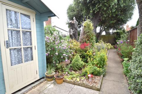 2 bedroom detached bungalow for sale, Pauls Lane, Cromer NR27