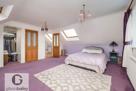 4 bedroom detached bungalow for sale, Brundall Road, Norwich NR13