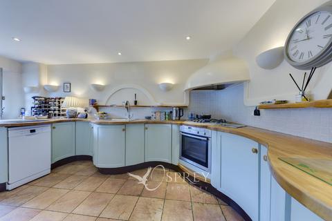 Honeysuckle Cottage Church Close, Caldecott, Market Harborough, LE16 8RN