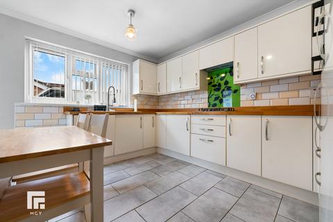 2 bedroom semi-detached bungalow for sale, Silver Birch Close, Cardiff