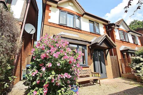 3 bedroom detached house for sale, Alexandra Gardens, Woking GU21