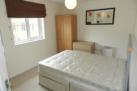 2 bedroom apartment to rent, Abbots Mews, Burley, Leeds