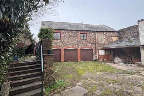 2 bedroom coach house for sale, Nevill Street, Abergavenny