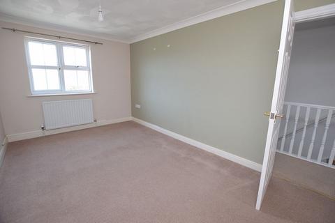 14 Goshawk Way, Tattershall, Lincoln, LN4 4GL