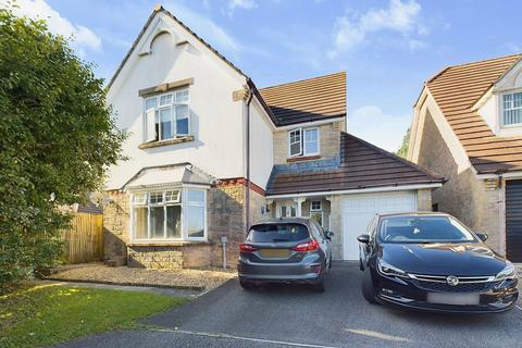 4 bedroom detached house for sale, Larcombe Road, St. Austell PL25