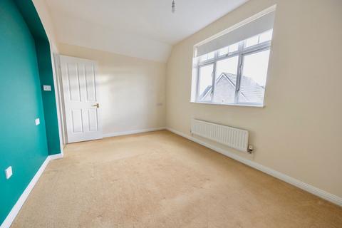 52 Larcombe Road, St Austell, PL25 3EZ