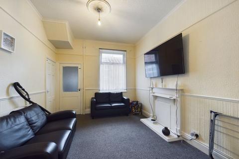 2 bedroom terraced house for sale, Abbey Street, Hull