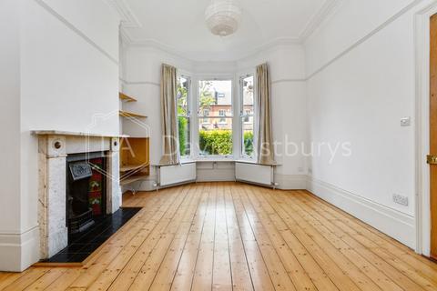 4 bedroom terraced house to rent, Landrock Road, Crouch End, London