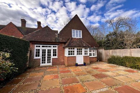 undefined, Deans Lane Walton on the Hill