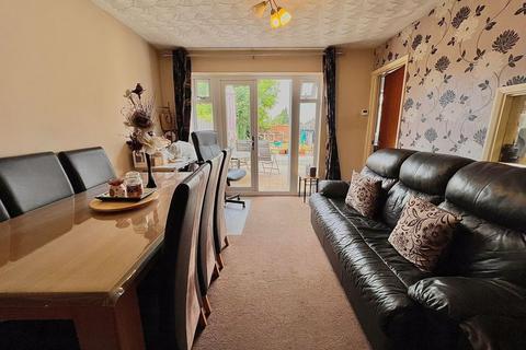 19 Grantham Road, Luton, LU4 8JX