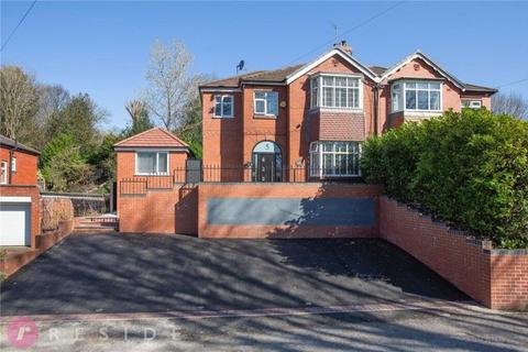 4 bedroom semi-detached house for sale, East Crescent, Middleton M24