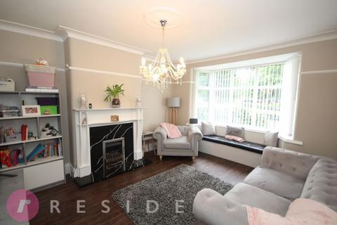 4 bedroom semi-detached house for sale, East Crescent, Middleton M24