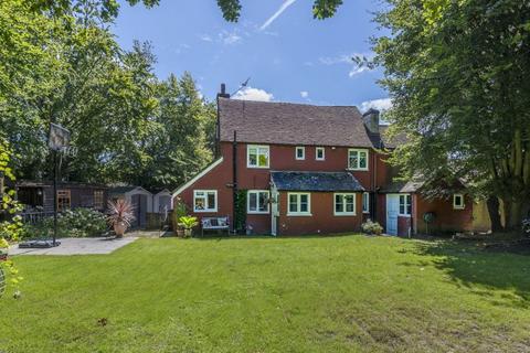 5 bedroom detached house for sale, Lime Way, Heathfield