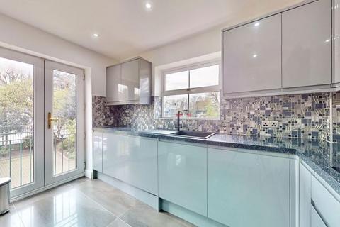 2 bedroom retirement property for sale, The Vale, London, W3