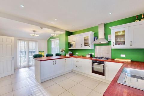 34 Culvert Lane, Uxbridge, UB8 2XB