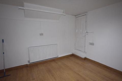 332 Radford Road, Nottingham, NG7 5GP