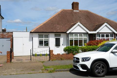 2 bedroom bungalow to rent, Riverview Road, Stoneleigh