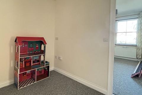 2 bedroom terraced house for sale, Edwy Parade, Kingsholm, Gloucester