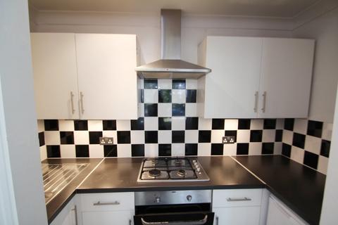 1 bedroom ground floor flat to rent, Beaconsfield Villas, Brighton