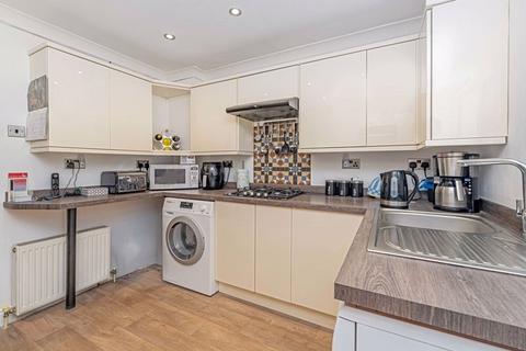 18 Grafton Park Road, Worcester Park, KT4 7HS