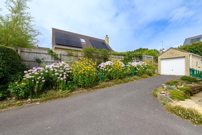 Garage &amp; Driveway