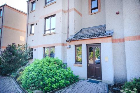 2 bedroom flat for sale, Cambrai Court, Station Road IV15