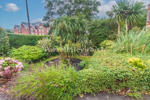 1 bedroom flat for sale, Clifton Drive South, Lytham St. Annes FY8