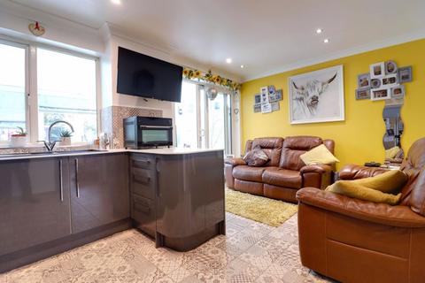 69 Saxon Road, Penkridge, Stafford, ST19 5EP