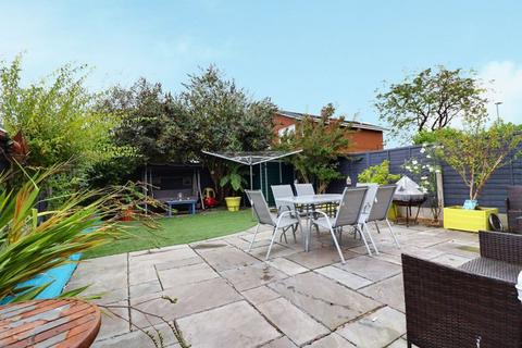 69 Saxon Road, Penkridge, Stafford, ST19 5EP