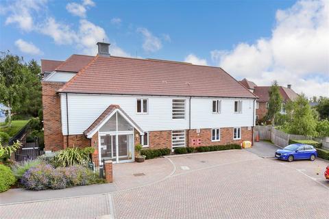 2 bedroom ground floor flat for sale, Smallhythe Road, Tenterden, Kent