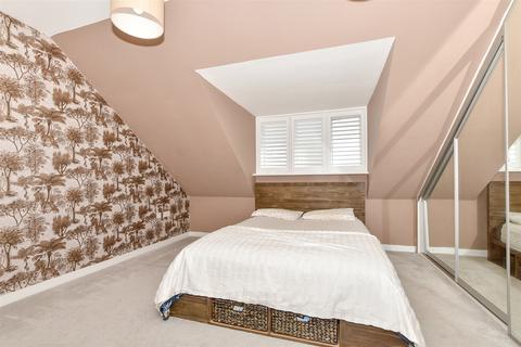 3 bedroom townhouse for sale, Martin Lane, Holborough Lakes, Snodland, Kent