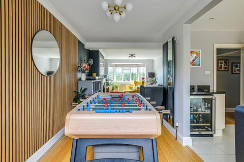 4 The Ruffetts, South Croydon, CR2 7LQ