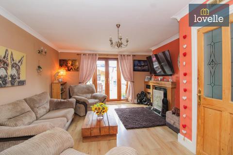 5 Broadway, Keelby, Grimsby, DN41 8EQ