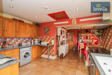 5 Broadway, Keelby, Grimsby, DN41 8EQ