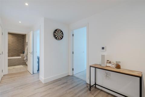 2 bedroom apartment for sale, Gaumont Place, London SW2