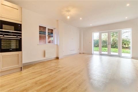 3 bedroom end of terrace house for sale, Alexander Gardens, London Road, Binfield