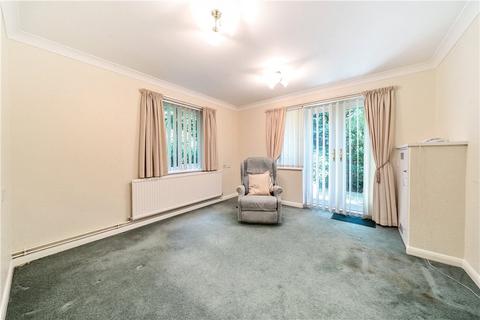 1 bedroom apartment for sale, Uxbridge Road, Pinner, Middlesex