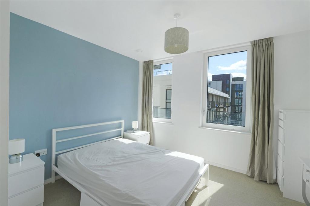 Verna House, E20