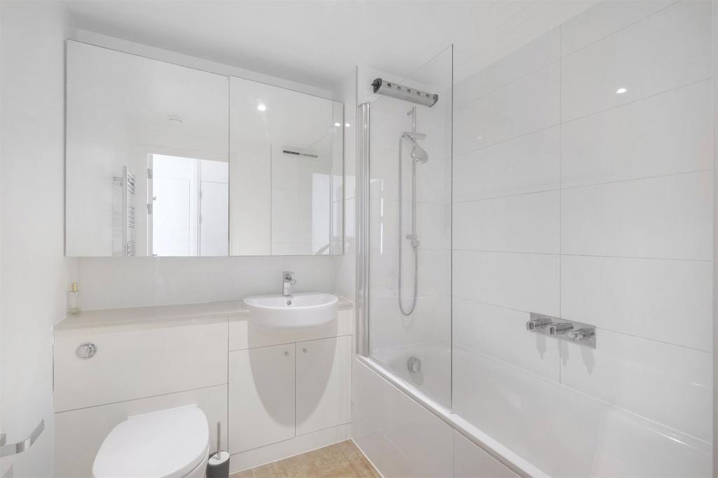 Verna House, E20