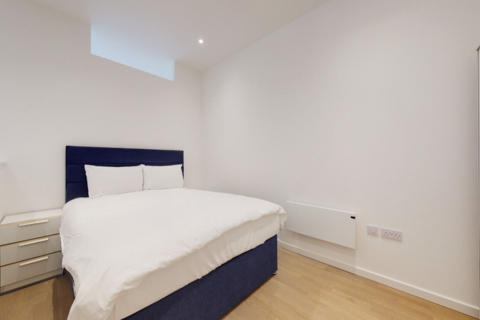 1 bedroom apartment to rent, Riverbank Way, Brentford TW8