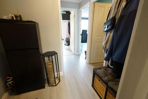 9 College Close, Grays, RM17 5UP