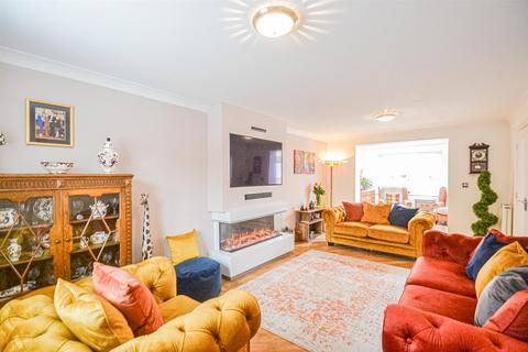 47 Astor Drive, Warrington, WA4 3DS