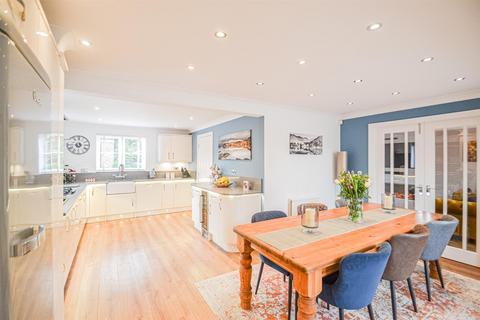 47 Astor Drive, Warrington, WA4 3DS